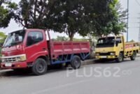 perkembangan teknologi dan model bisnis baru seperti aplikasi online mempengaruhi pendapatan banyak sopir transportasi logistik, karena semakin banyaknya pilihan yang tersedia bagi pelanggan.