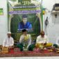Acara diawali pada pukul 19.30 WIB dengan pembacaan tahlil dan doa, lalu dilanjutkan dengan pembacaan Maulid Simtudurror dan Hadroh, setelah itu santunan kepada 10 anak yatim berupa uang dan bingkisan