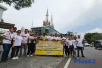 Tingkatkan Toleransi, Gereja Katedral Jakarta Bagikan Ratusan Takjil untuk Pengendara, doc.foto istimewa 