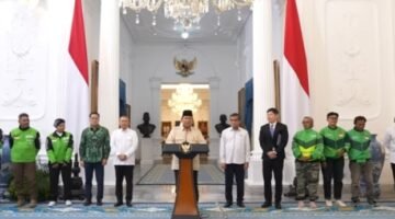 Prabowo berharap, kebijakan THR ojol itu bisa membuat driver ojol dan kurir online. Bisa merasakan Idul Fitri dalam keadaaan yang baik.