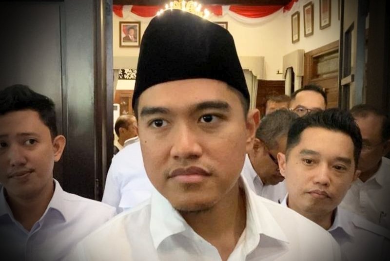 Kaesang Pangarep, memberikan tanggapan tegas terhadap usulan sejumlah purnawirawan TNI yang ingin mengganti posisi wakil presiden terpilih, Gibran Rakabuming Raka. 