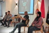Rumah Berdaya Pengemudi Indonesia (RBPI) bekerja sama dengan Sahabat Polisi Indonesia (SPI) menggelar seminar bertajuk Safety Driving di Hotel 88 Kedoya Jakarta Barat