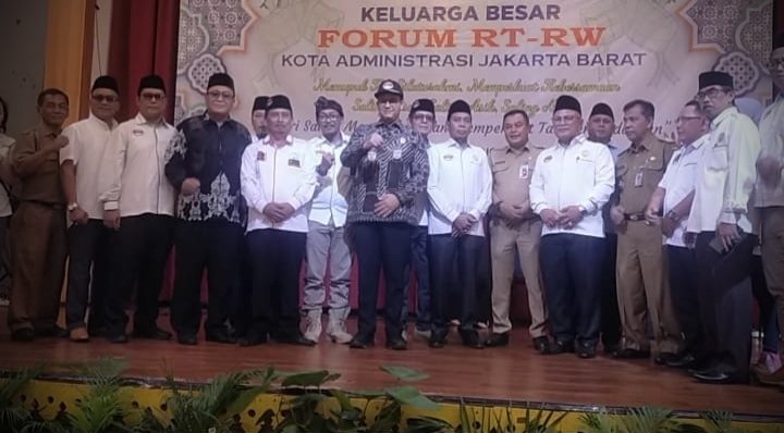 Anies Baswedan menyampaikan apresiasi atas terselenggaranya kegiatan tersebut. Ia menekankan pentingnya menjaga tali silaturahmi antar pengurus RT dan RW