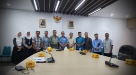 Pengurus Harian PWI Jaya melakukan silaturahmi ke Kepala Stasiun (Kepsta) RRI Jakarta, Agung Prasatya Rosihan Umar