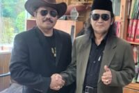 J,S TAMBUNAN SH. MH bersama 
EDWARD NAINGGOLAN M.Sc