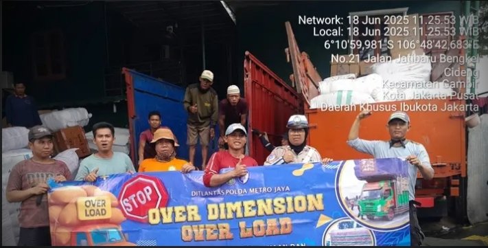 Sosialisasi dan Teguran untuk Tekan Pelanggaran ODOL (dok.tmc Polda Metrojaya)