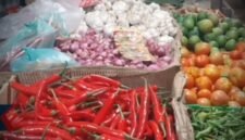 Dampak Mogok Sopir Truk: Harga Cabai dan Bawang di Jember Meroket