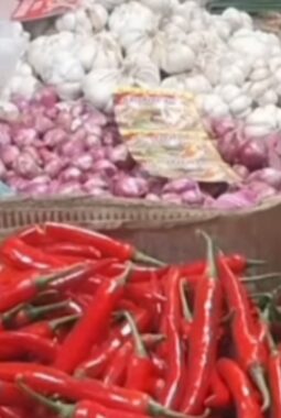 Dampak Mogok Sopir Truk: Harga Cabai dan Bawang Meroket