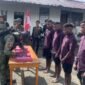 Empat orang anggota OPM ini menyatakan ikrar setia kepada NKRI di halaman Koramil 1717-02/Sinak, kabupaten puncak,Papua Tengah,(9/7/2025).