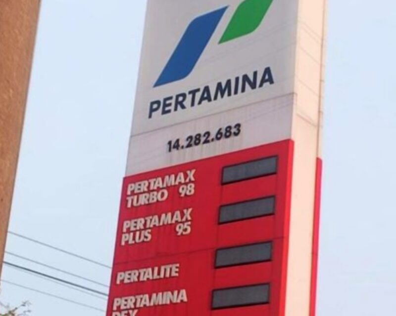 Peristiwa itu terjadi ketika wartawan coba untuk mengkonfirmasi keterlibatan pihak SPBU 14.282.683 yang terletak di Jalan Raya Pekanbaru, yang di duga menjual BBM bersubsidi jenis solar ke pelangsir takut praktik curangnya di ketahui publik. Wartawan justru mendapat bogem mentah dari sejumlah preman bayaran yang sudah di siapkan pihak SPBU. dok istw 
