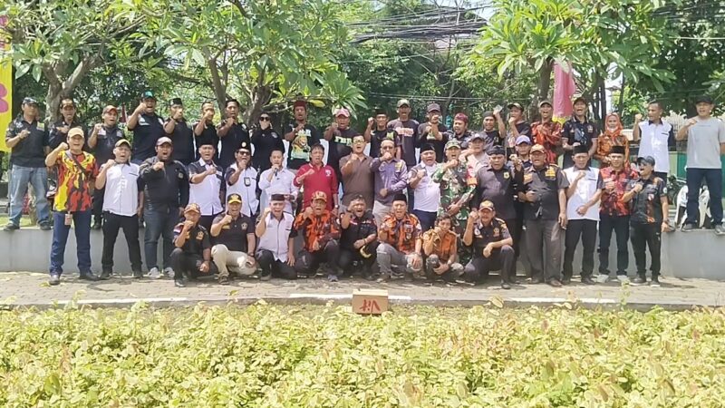 Pernyataan sikap Lintas Ormas, diharapkan sinergi antara masyarakat, ormas, dan Tiga Pilar semakin kuat dalam mencegah potensi gangguan keamanan,(dok.istimewa)