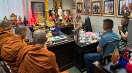 Dalam acara apresiasi yang digelar oleh WALUBI, turut hadir empat Bhikkhu Sangha Theravada:Bhante Rangsan Pholnikornkij
Bhante Phachulakorn Buakhom
Bhante Phra Jeerasak Nuangchomphu
Bhante Piyasilo
Hadir pula jajaran pengurus DPP dan DPD WALUBI, antara lain:Ketua Sekretariat DPP WALUBI, Bapak Hendra Harjadi
Waksekjen DPP WALUBI, Romo Asun Gotama