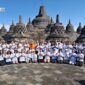 Umat Buddha provinsi DKI Jakarta melaksanakan kegiatan Dhammayatra atau berkunjung dan melakukan doa di Candi Agung Borobudur dan Candi Mendut