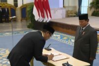 Foto Purbaya Yudi Sadewa penandatanganan berita acara Menteri Keuangan (dok. istimewa)