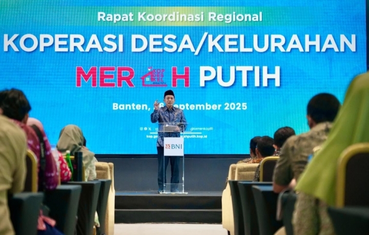Menteri Koperasi (Menkop) Ferry Juliantono menutup agenda Rapat Koordinasi (Rakor) Regional Koperasi Desa/Kelurahan (Kopdes/Kel) Merah Putih di Banten