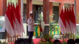 Gubernur DKI Jakarta Pramono memastikan warga tidak perlu khawatir dengan urusan administrasi kependudukan akibat pemekaran ini