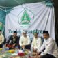 Ustadz fajar sidiq berhasil menarik hati para  jamaah semua dengan menyanyikan lagu Alm uje yaitu bidadari surga dengan suasana Merinding dan rindu alm uje