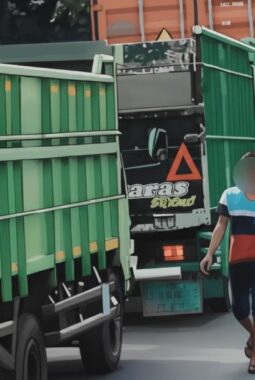 Diduga Jadi Korban Pencurian di Jalanan, Pengemudi Mobil Boks Kehilangan Ponsel di Jembatan Tiga