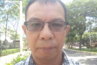 Adenawer Sirait, penanggung jawab mosi tidak percaya itu, mengatakan persoalan bermula dari pelaksanaan aturan yang kerap disalahgunakan ketua RT.