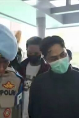 Satresnarkoba Polres Jakbar Periksa Kesehatan Publik Figur OL Usai Diamankan Kasus Penyalahgunaan Narkotika