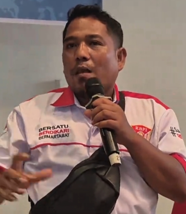 Halim Sinukaban sopir logistik anggota Rumah Berdaya Pengemudi Indonesia (RBPI) di Acara Harlah RBPI ke- 4 (Foto.plus62.co/kbr).