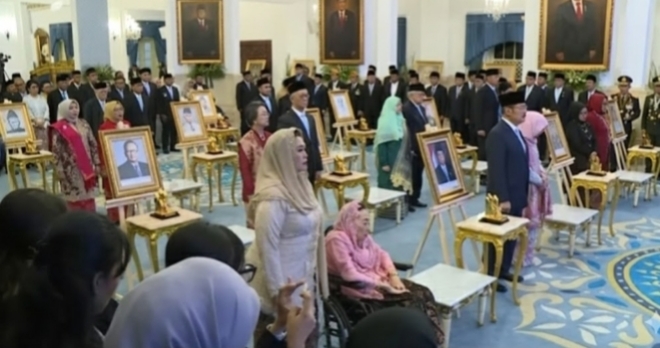 Dalam upacara yang berlangsung penuh khidmat, Presiden Prabowo secara resmi menganugerahkan gelar Pahlawan Nasional kepada sepuluh tokoh bangsa (Dok.Isitimewa)