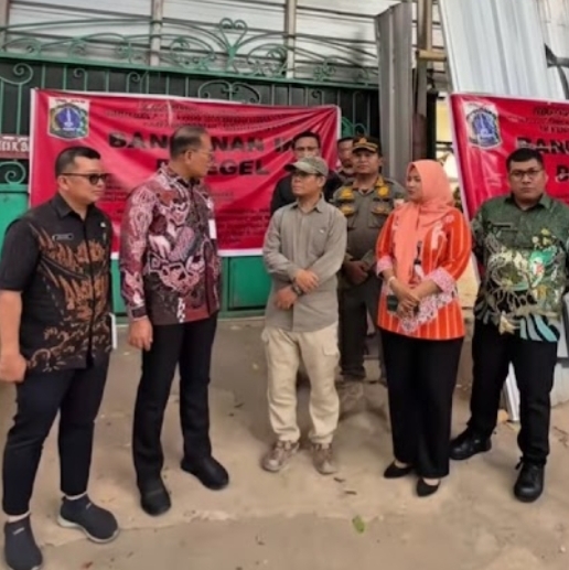 Walikota Jakarta Pusat Arifin tegur pengawas proyek dan segel mati bangunan tidak berizin (Foto.Istimewa)