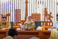 Asisten Administrasi dan Kesejahteraan Rakyat (Asminkesra) Kota Administrasi Jakarta Pusat, Reza Pahlevi, membuka pertemuan Penguatan Program Penurunan DBD di Kantor Wali Kota Jakarta Pusat (Foto.Istimewa)