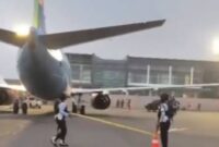 Terdapat dua bandara di wilayah Morowali. Bandara yang diresmikan oleh Jokowi adalah bandara milik negara dan hingga kini beroperasi secara normal tanpa masalah.