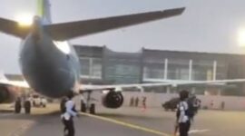 Terdapat dua bandara di wilayah Morowali. Bandara yang diresmikan oleh Jokowi adalah bandara milik negara dan hingga kini beroperasi secara normal tanpa masalah.