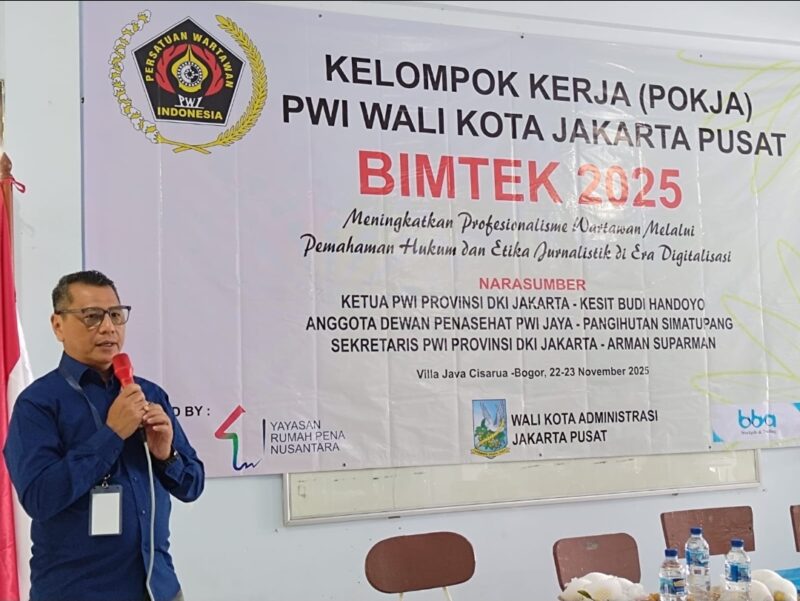 Kesit B. Handoyo ketua PWI DKI jakarta dalam sambutanya dalam acara Bimtek PWI jakarta Pusat mengucapkan dan mengapresiasi keberadaan Yayasan Rumah Pena Nusantara (YPRN) sebagai donatur tunggal dalam acara tersebut.