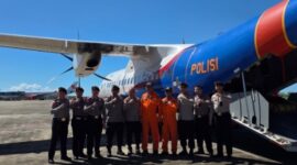 Pesawat CN 295/P-4501 Kirim Bantuan Logistik dan Tim SAR ke Wilayah Bencana Aceh dan Sumatera Barat