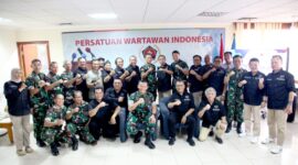 dihadiri jajaran pengurus dan anggota PWI Jaya, antara lain Wakil Ketua Bidang Kerja Sama, Kemitraan, dan Hubungan Antarlembaga Tb Adhi; Wakil Ketua Bidang Organisasi Bagus Sudarmanto; Wakil Ketua Bidang Pendidikan Indra Utama; Wakil Ketua Bidang Advokasi Penerus Bonar; Ketua Seksi Hankam Eka Ardimiyati; Wakil Ketua Seksi Hankam Dessy Yusdiansyah; Seksi Kerja Sama Wuryanto; Seksi Hukum Rinto; Seksi Fotografi Joko Dolok; serta para Ketua Pokja PWI Wali Kota di lima wilayah DKI Jakarta.