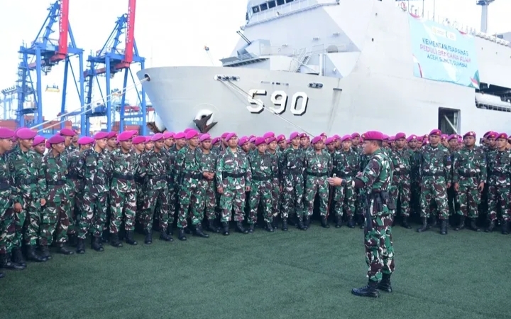 TNI AL Lepas Satgas Zeni Marinir untuk Penanganan Pascabencana di Aceh dan Sumatera (Foto: AL)