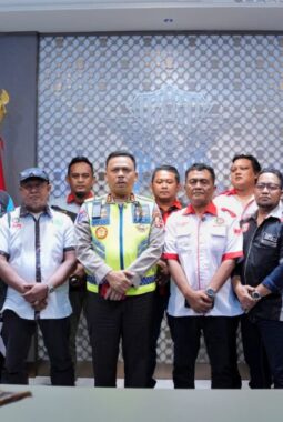 Kakorlantas Polri Terima Perwakilan Asosiasi Pengemudi, Bahas Tindak Lanjut Penertiban ODOL dan Target Zero 2027