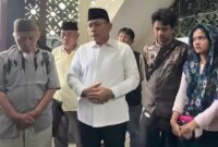 Wali Kota Jakarta Pusat Arifin Takziah ke Rumah Duka Wartawan Irvan