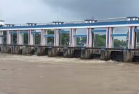 Pintu Air 10 Tangerang Terdengar Suara Sirine (Foto.Tangkapan Layar Video Viral)