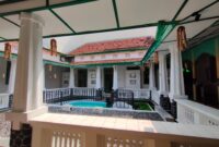 Rumah kalang ini dahulunya merupakan rumah kediaman milik BH Noerijah seorang tokoh keturunan kalang yang terkenal sebagai pengusaha kerajinan emas. BH Noerijah merupakan anak sulung dari Pawiro Suwarno orang kalang Kotagede. Rumah BH Noerijah diperkirakan dibangun pada tahun 1931 (1862 Jawa) dan pembangunan berakhir pada tahun 1938. Sumber https://budaya.jogjaprov.go.id/berita/detail/1099-rumah-kalang-b-h-noerijah