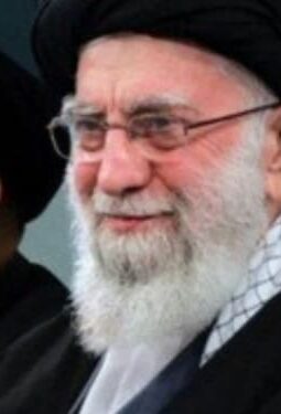 Duka atas Wafatnya Ayatollah Ali Khamenei Sang Pemimpin Revolusi