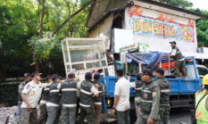 Pemkot Jakpus Tertibkan 35 Bangunan di Kebon Kacang, Trotoar Dikembalikan untuk Pejalan Kaki