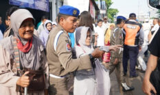 Wali Kota Jaktim Lepas Mudik Gratis 250 Tunanetra