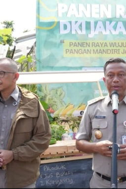 Jalan Condet Berlubang Picu Kecelakaan, Pemkot Jaktim Desak PAM Jaya Tutup Galian