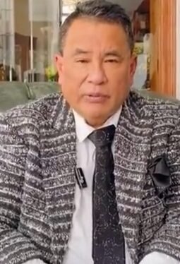 Usai Sebut Wartawan “Lu Punya Otak Enggak Sih” Hotman Paris Minta Maaf ke Insan Pers