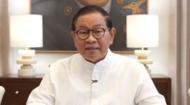 Gubernur DKI Jakarta Pramono Anung mengimbau masyarakat tetap tenang dan waspada menyusul erupsi Gunung Anak Krakatau 